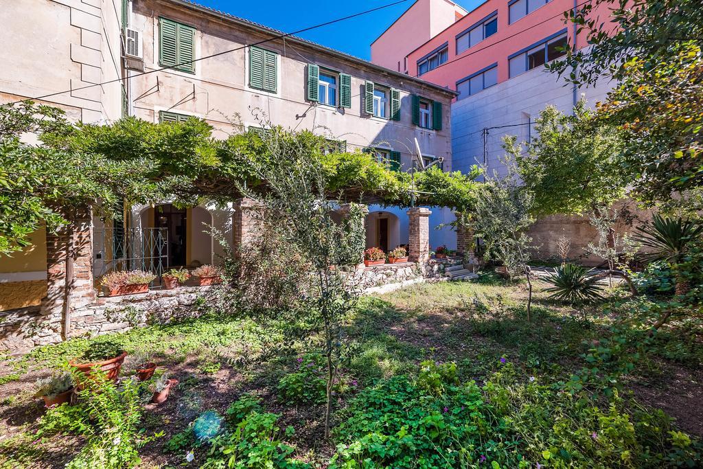 Apartment Heart Of The City Sibenik Bagian luar foto