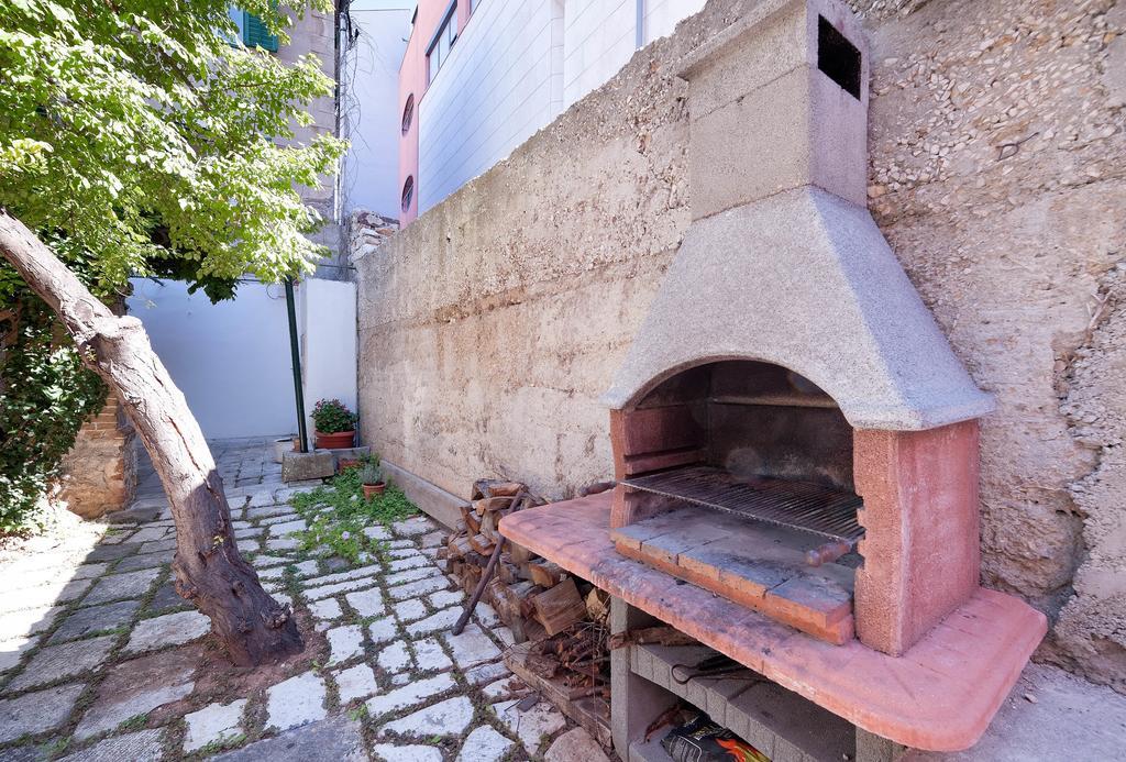 Apartment Heart Of The City Sibenik Bagian luar foto