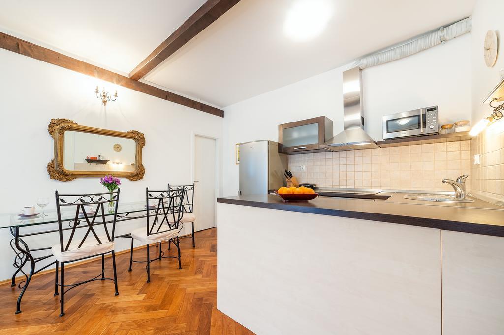 Apartment Heart Of The City Sibenik Bagian luar foto